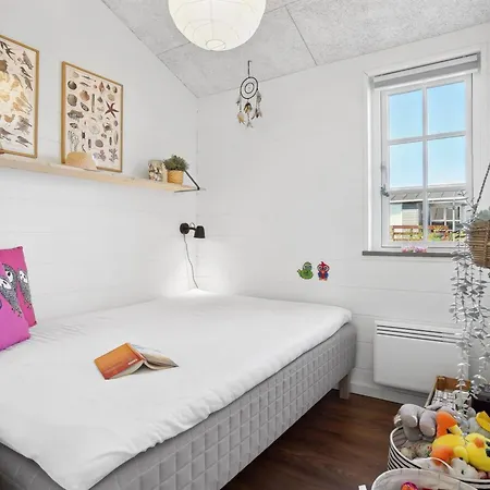 Ovine - 300m From The Sea By Interhome Vakantiehuis *
