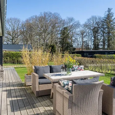 Feriehus Ovine - 300m From The Sea By Interhome